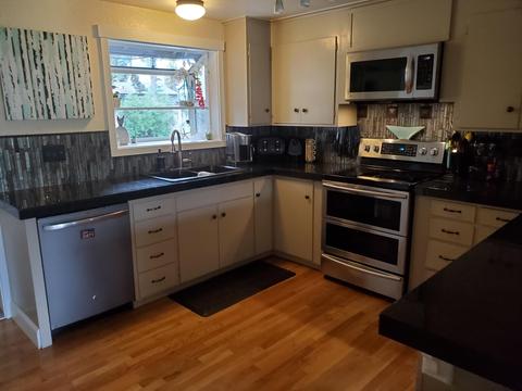1238 NE Burnside Ave, Bend, OR 97701 photo 13