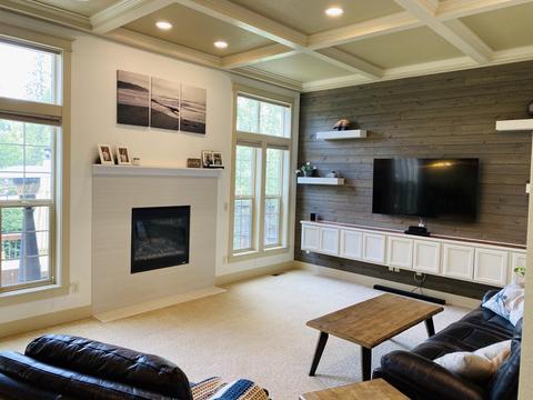 60821 Yellow Leaf St, Bend, OR 97702 photo 3