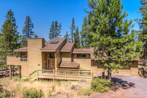 57575 White Elm Ln, Sunriver, OR 97707 photo 3