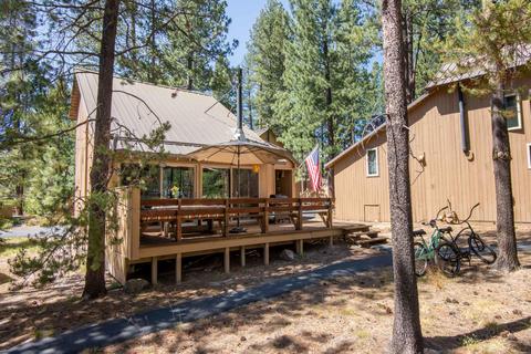 17630 Cluster Cabin Ln, Sunriver, OR 97707 photo 17