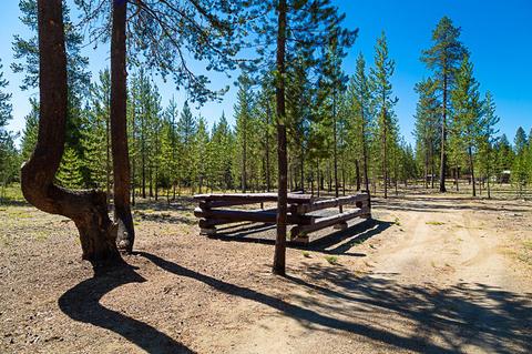 16690 Willow Ln, La Pine, OR 97739 photo 9
