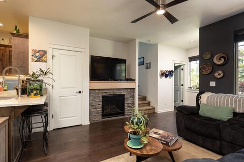 20864 Gateway Dr, Bend, OR 97702 photo 7