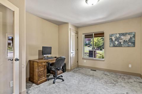 20859 Desert Stream Pl, Bend, OR 97702 photo 13
