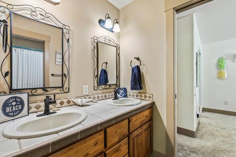 20859 Desert Stream Pl, Bend, OR 97702 photo 22
