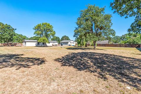6856 Pinehurst St, Central Point, OR 97502 photo 29