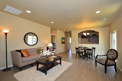 61386 SE Matthew St, Bend, OR 97702 photo 1