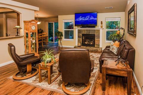 60939 Garrison Dr, Bend, OR 97702 photo 5