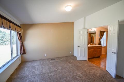 20250 Rogers Rd, Bend, OR 97703 photo 12