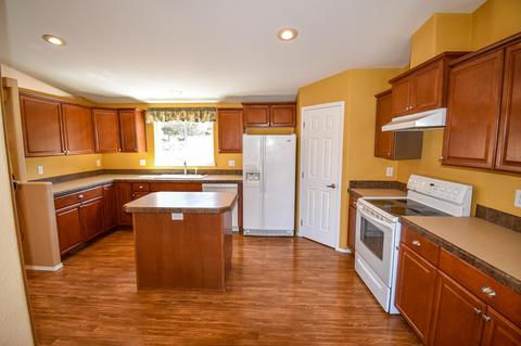 20250 Rogers Rd, Bend, OR 97703 photo 10