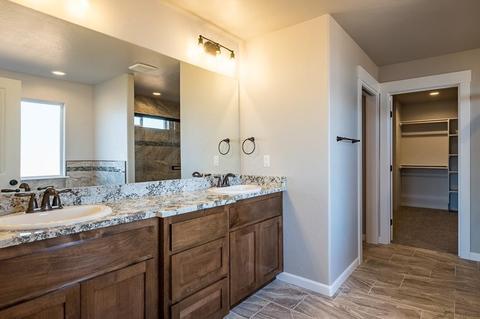 987 Stonewater Dr, Eagle Point, OR 97524 photo 14