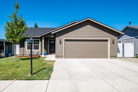311 Bradley Way, Eagle Point, OR 97524 photo 1