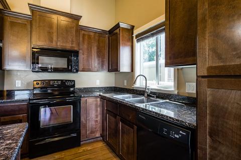 311 Bradley Way, Eagle Point, OR 97524 photo 11