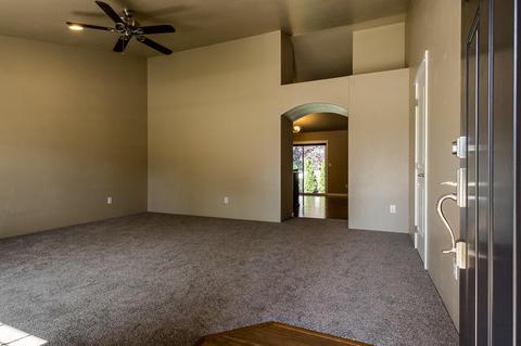 311 Bradley Way, Eagle Point, OR 97524 photo 5
