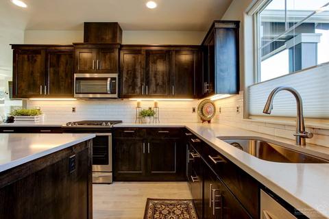 60519 Hedgewood Ln, Bend, OR 97702 photo 13