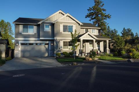 60519 Hedgewood Ln, Bend, OR 97702 photo 2