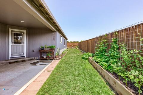 100 Dianne Way, Eagle Point, OR 97524 photo 9