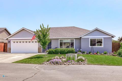 100 Dianne Way, Eagle Point, OR 97524 photo 2