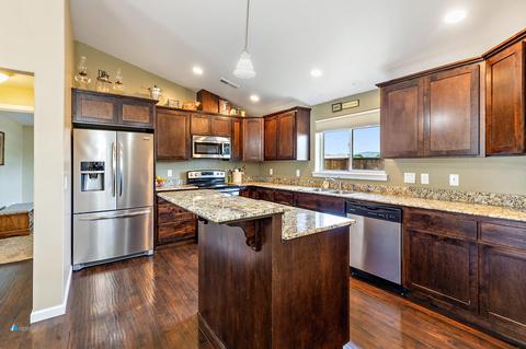 100 Dianne Way, Eagle Point, OR 97524 photo 27