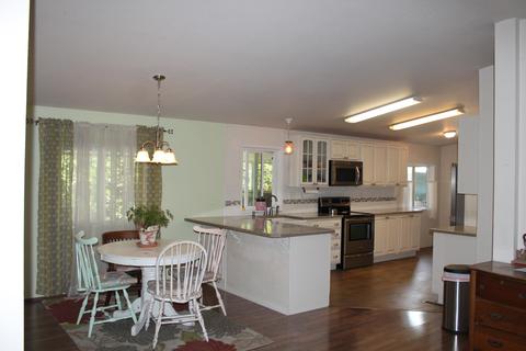 633 E Archwood Dr UNIT 81, Eagle Point, OR 97524 photo 8