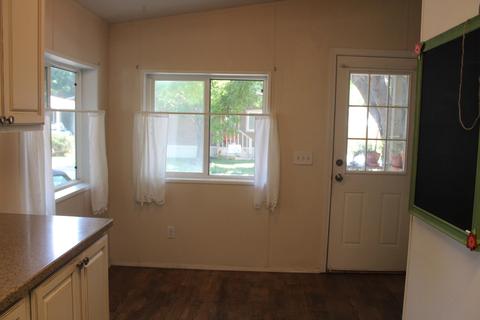 633 E Archwood Dr UNIT 81, Eagle Point, OR 97524 photo 6