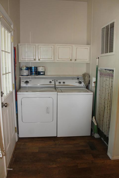 633 E Archwood Dr UNIT 81, Eagle Point, OR 97524 photo 5