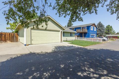 21043 Don St, Bend, OR 97701 photo 3