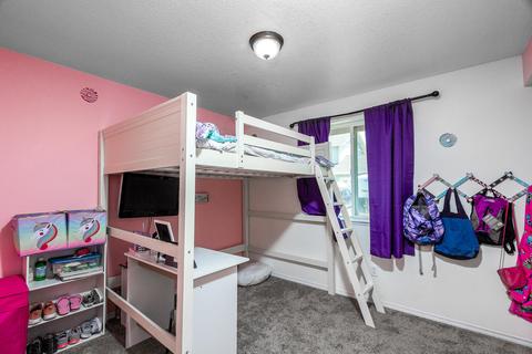 21043 Don St, Bend, OR 97701 photo 15