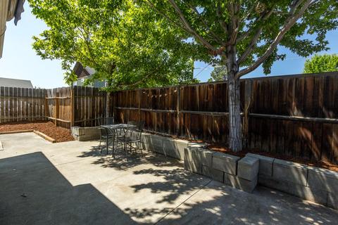 21043 Don St, Bend, OR 97701 photo 24