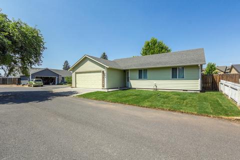21043 Don St, Bend, OR 97701 photo 2