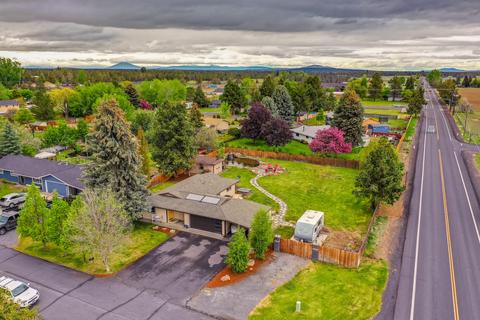 21592 E Stem Pl, Bend, OR 97701 photo 1