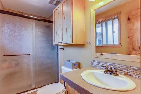 21592 E Stem Pl, Bend, OR 97701 photo 13