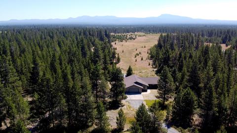 52970 Sundown Dr, La Pine, OR 97739 photo 2