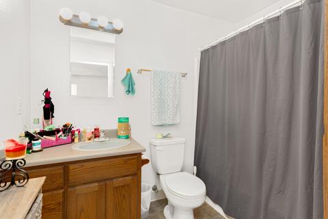 472 Minerva Dr, Eagle Point, OR 97524 photo 16