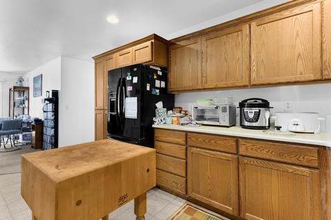 472 Minerva Dr, Eagle Point, OR 97524 photo 9