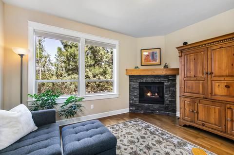 2372 NW Debron Ln, Bend, OR 97703 photo 5