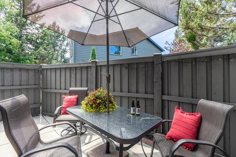 2372 NW Debron Ln, Bend, OR 97703 photo 3