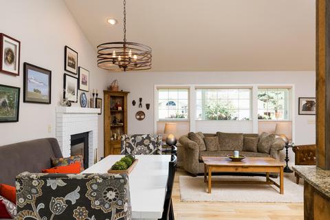 2251 NE Lakeridge Dr, Bend, OR 97701 photo 7
