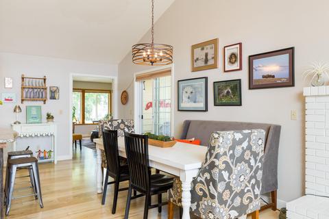 2251 NE Lakeridge Dr, Bend, OR 97701 photo 10