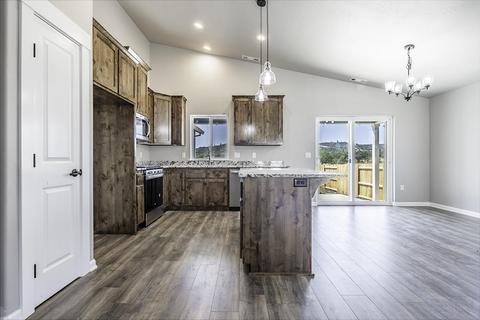 990 Stonewater Dr, Eagle Point, OR 97524 photo 11