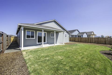 990 Stonewater Dr, Eagle Point, OR 97524 photo 23