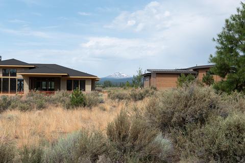 61855 Fall Creek Loop, Bend, OR 97702 photo 29