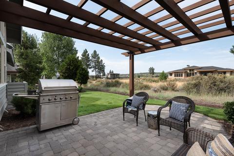 61855 Fall Creek Loop, Bend, OR 97702 photo 25