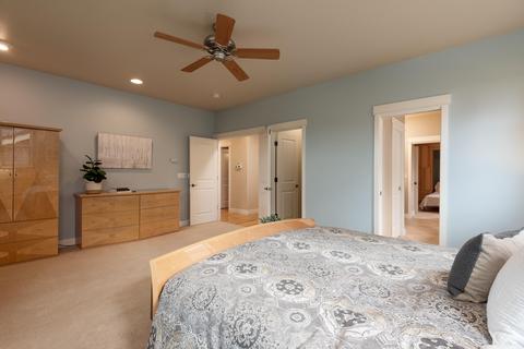 61855 Fall Creek Loop, Bend, OR 97702 photo 16