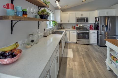 63464 Phoenix Way, Bend, OR 97701 photo 10