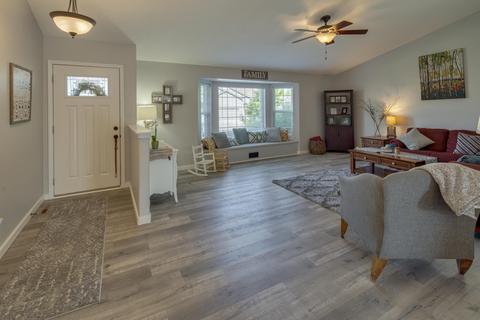 63464 Phoenix Way, Bend, OR 97701 photo 4