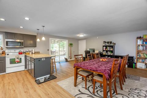 16146 Blackfeather Ln, La Pine, OR 97739 photo 9