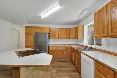 56101 Stellar Dr, Bend, OR 97707 photo 11