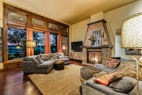 20316 Arrowhead Dr, Bend, OR 97703 photo 7