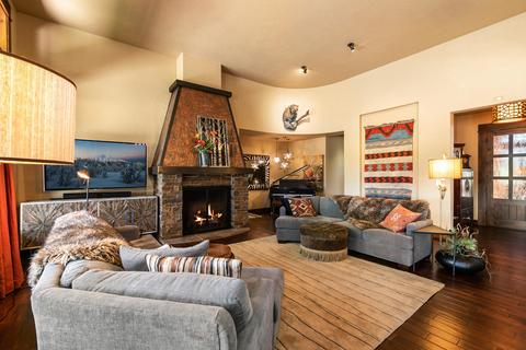 20316 Arrowhead Dr, Bend, OR 97703 photo 9