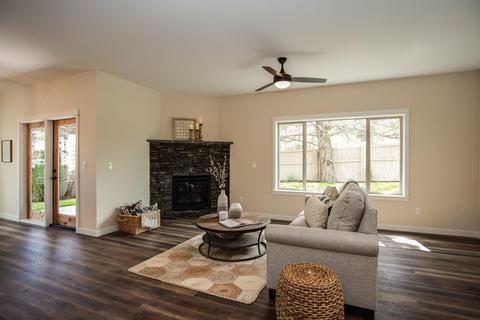 61188 Bachelor View Rd, Bend, OR 97702 photo 4